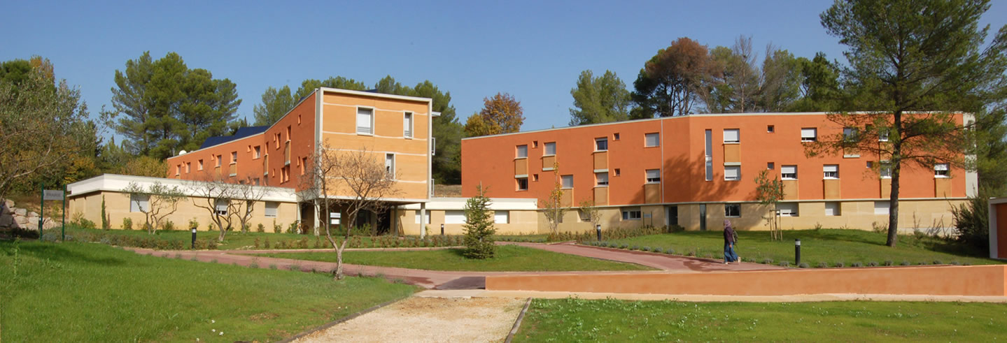 teissier-portal-habiter-campus-universitaire-institut-agronomique-mediterraneen-2